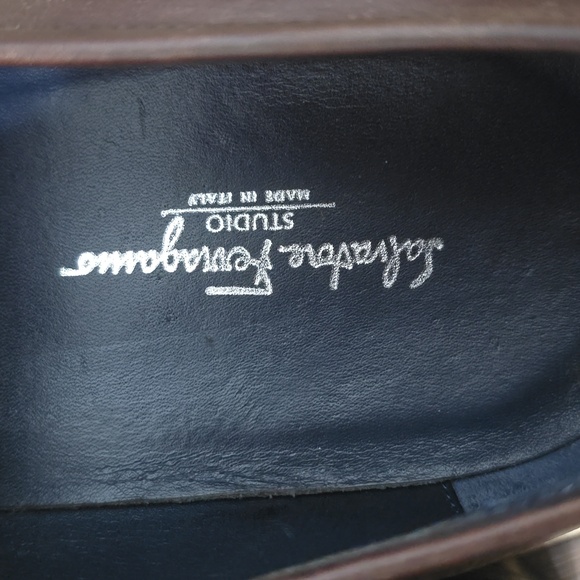 Dress shoes - Picture 2 of 5